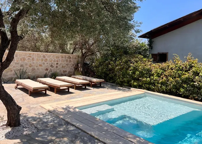 Traditional Kalkan With Private Pool And Gym *