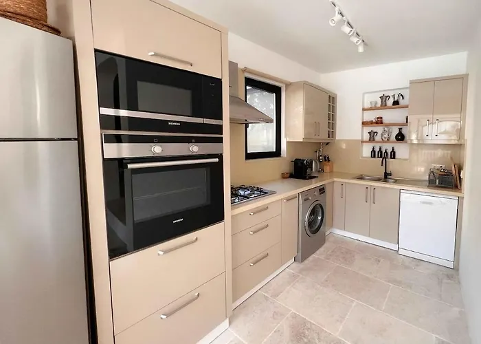 Traditional Kalkan With Private Pool And Gym Kaş